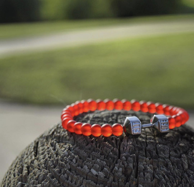 Red dumbbel bracelet