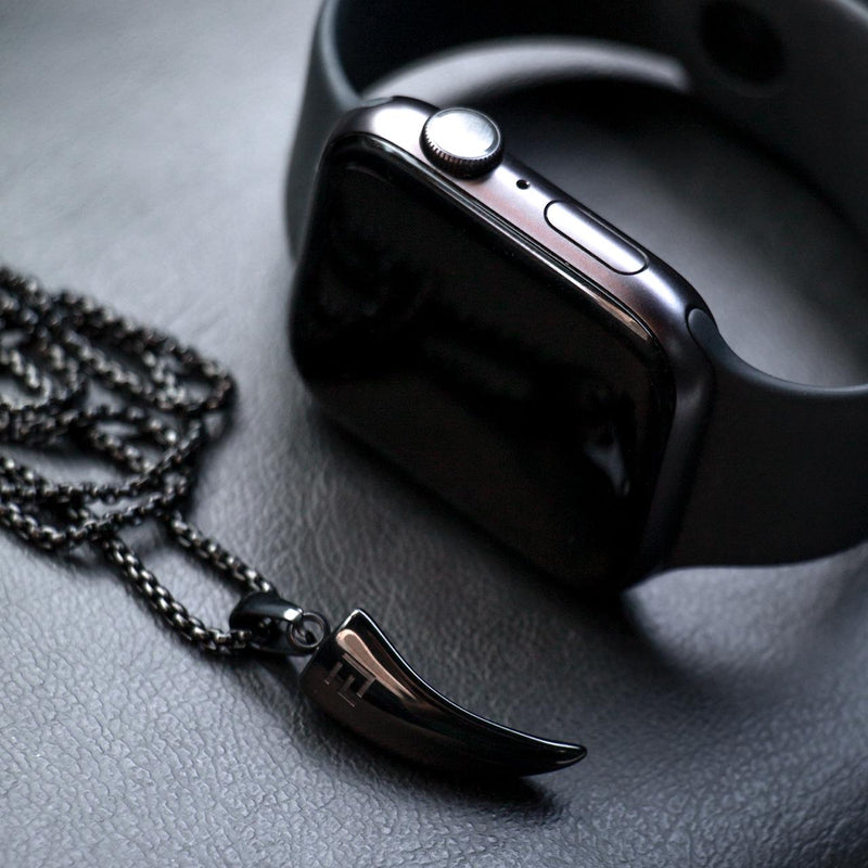 Tiger Claw Necklace in Black