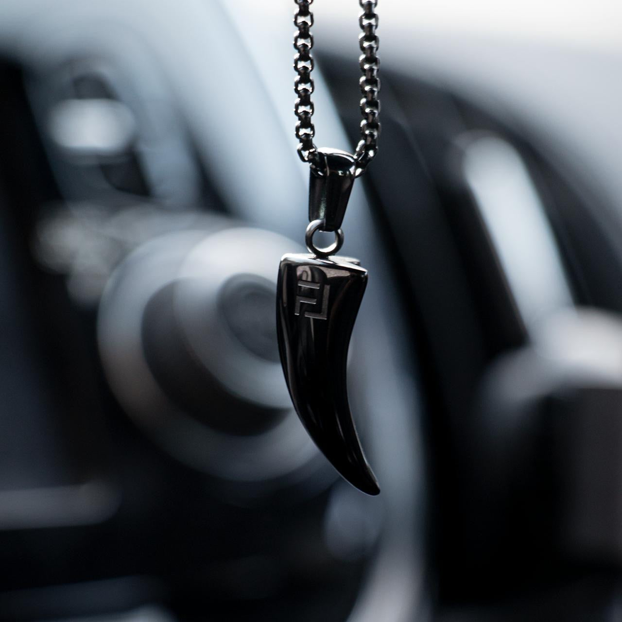 Tiger Claw Necklace in Silver